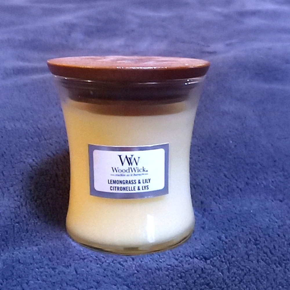 Lemongrass & Lily Woodwick Mini 3oz Candle New